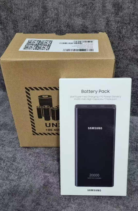 پاوربانک سامسونگ مدل EB-P5300 ظرفیت 20000 میلی آمپر ساعت
